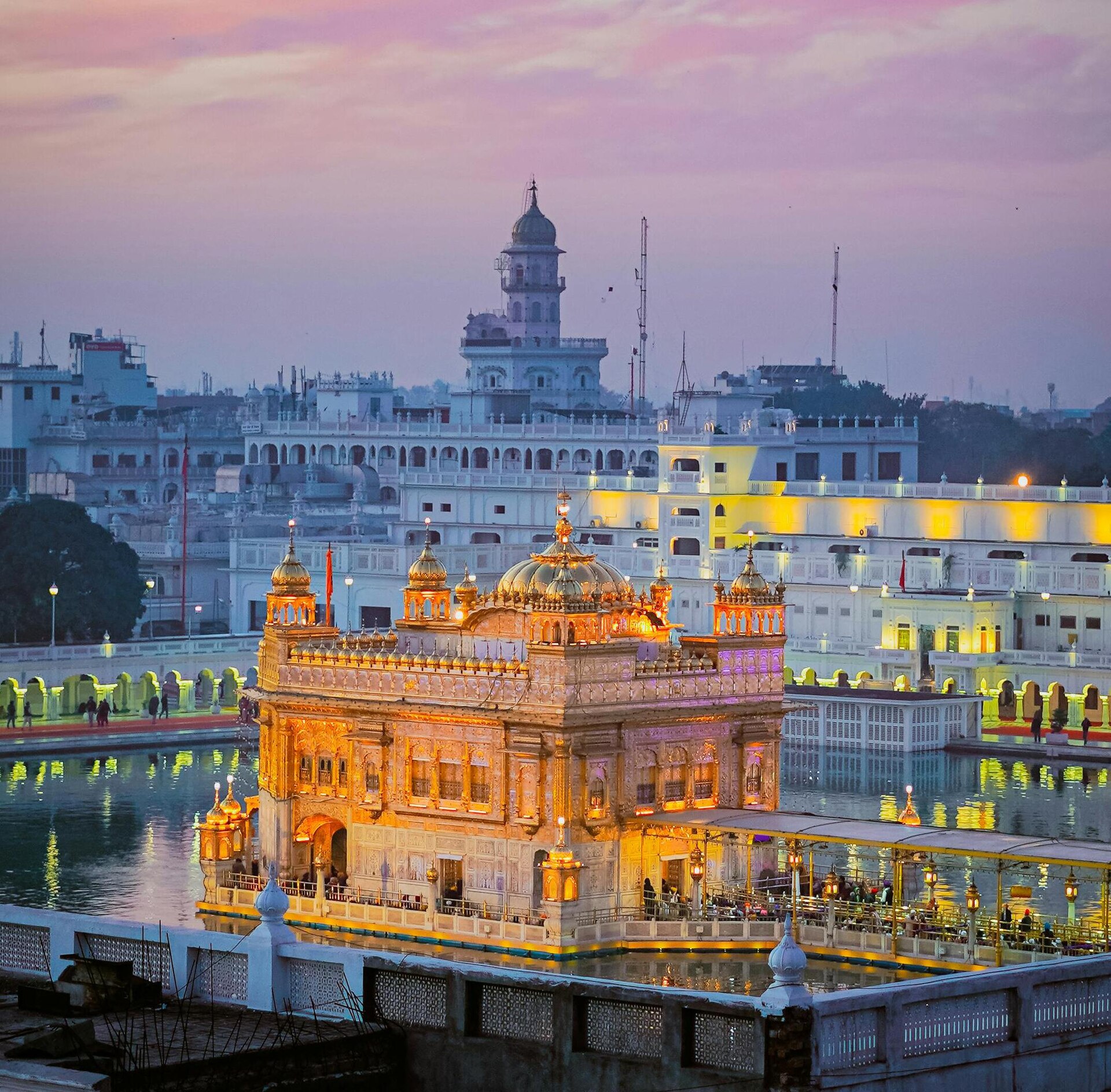 Sri Harmandir Sahib complex from above at dusk