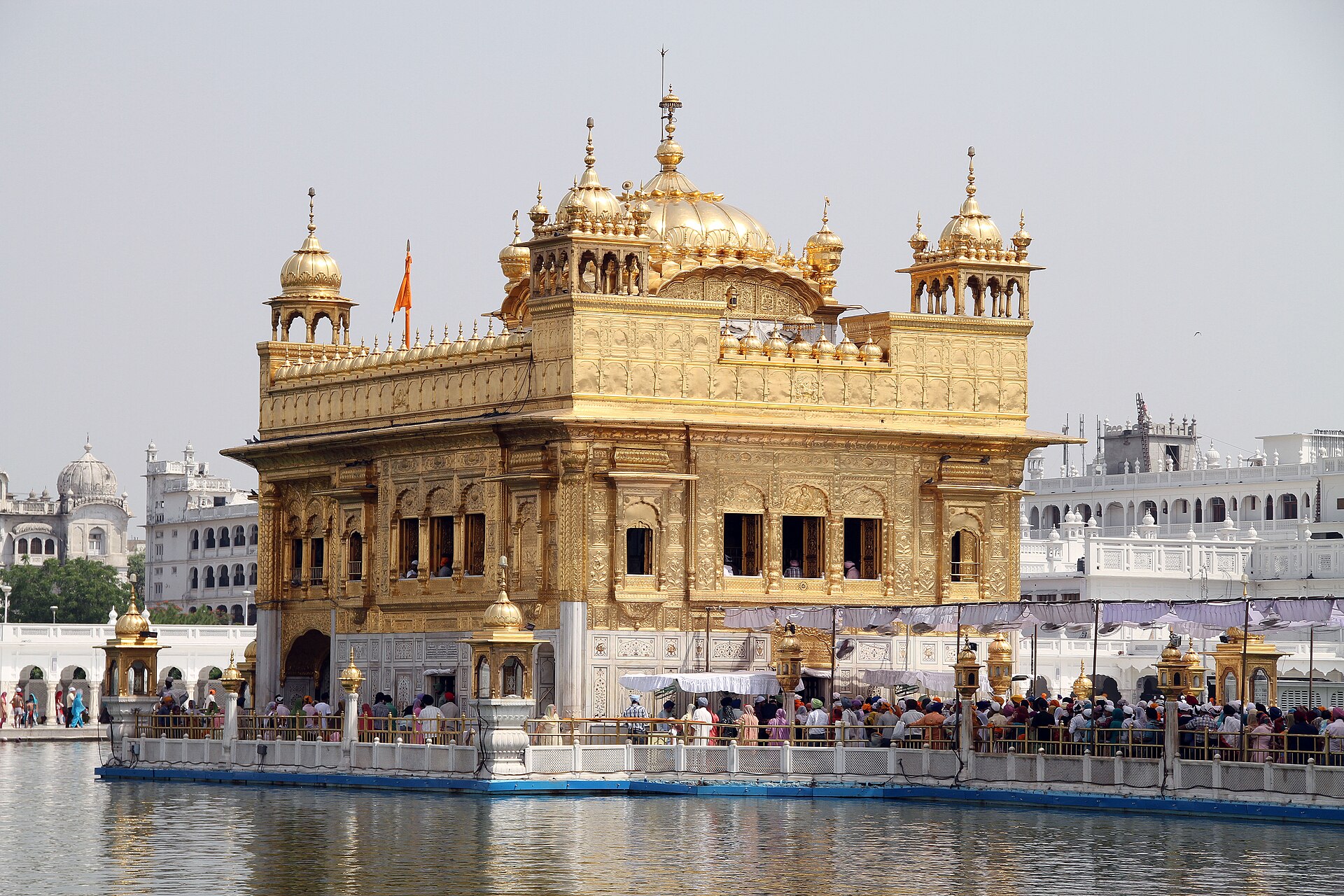 Sri Harmandir Sahib in golden evening light, Amritsar