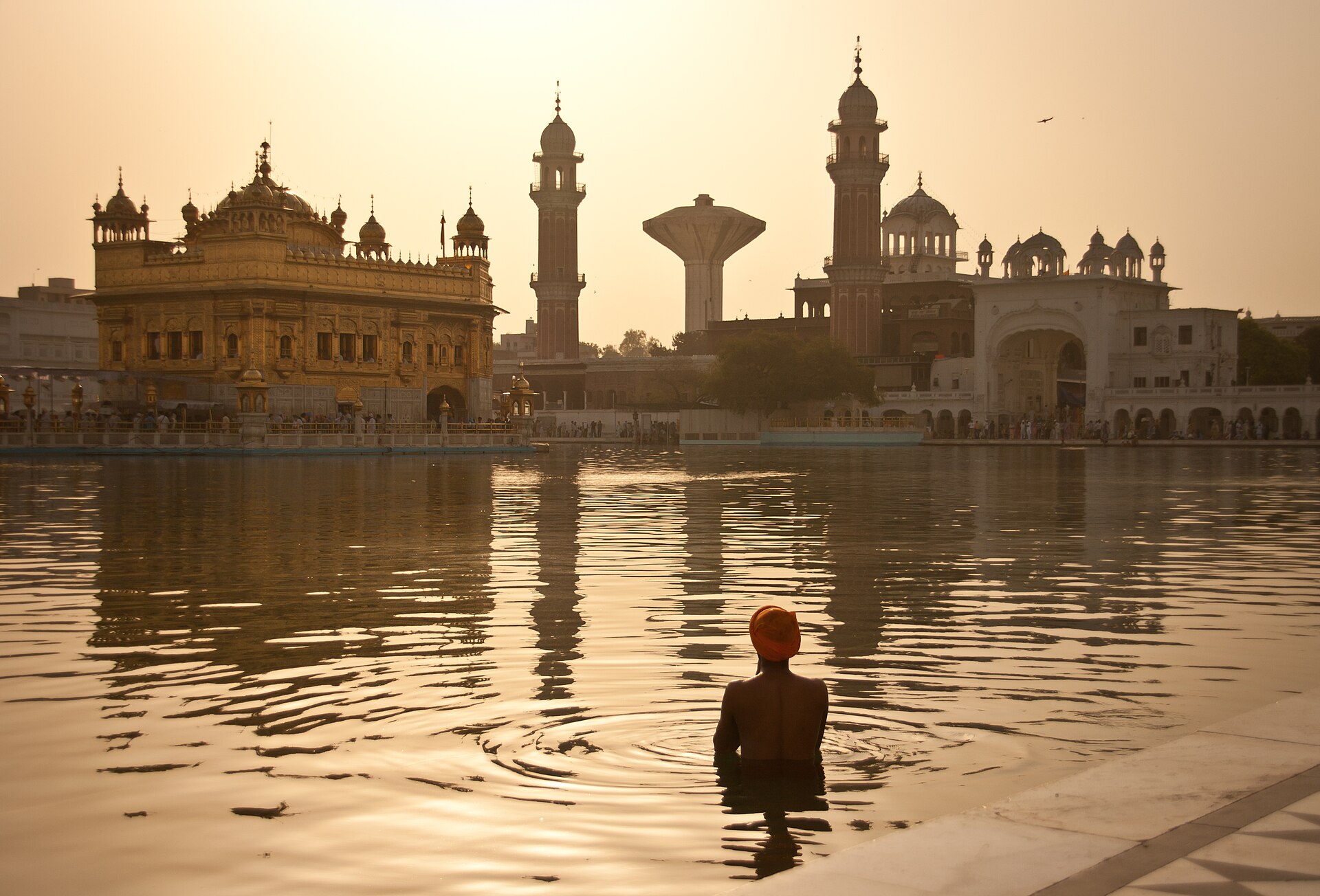 Sunrise over Sri Harmandir Sahib